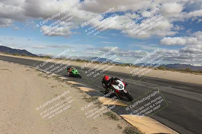 media/Nov-16-2025-Race Pace (Sun) [[8c5fa54630]]/Verified Riders/6-Turn 10 Inside (1145am)/